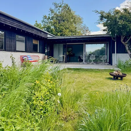 1960s House With Terrace Near Liseleje Vakantiehuis *